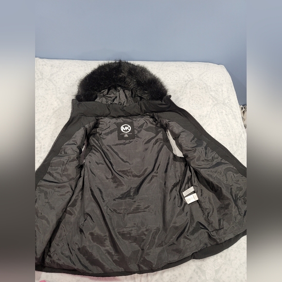 Michael Kors Coat for Women in black size XXL - Picture 3 of 11